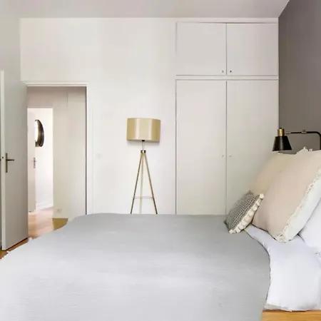 4br Avenue Montaigne *